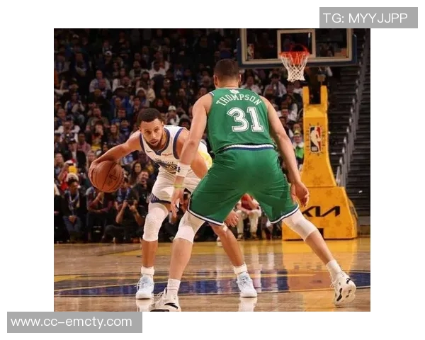 字母哥赞库里在进攻组织上的出色表现尽管突破和投篮受限